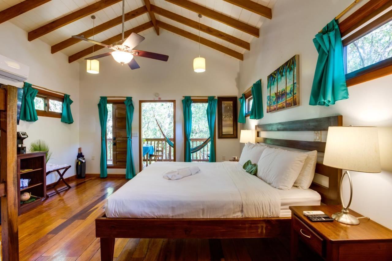Mariposa Belize Beach Resort Placencia Dış mekan fotoğraf