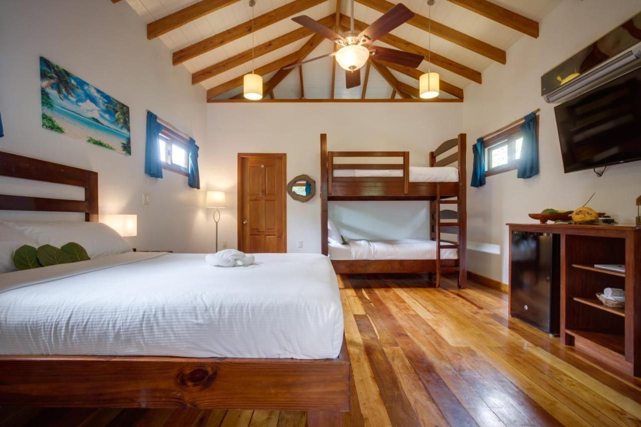 Mariposa Belize Beach Resort Placencia Dış mekan fotoğraf
