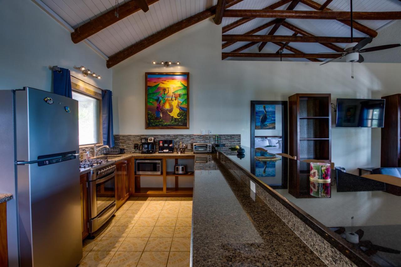 Mariposa Belize Beach Resort Placencia Dış mekan fotoğraf