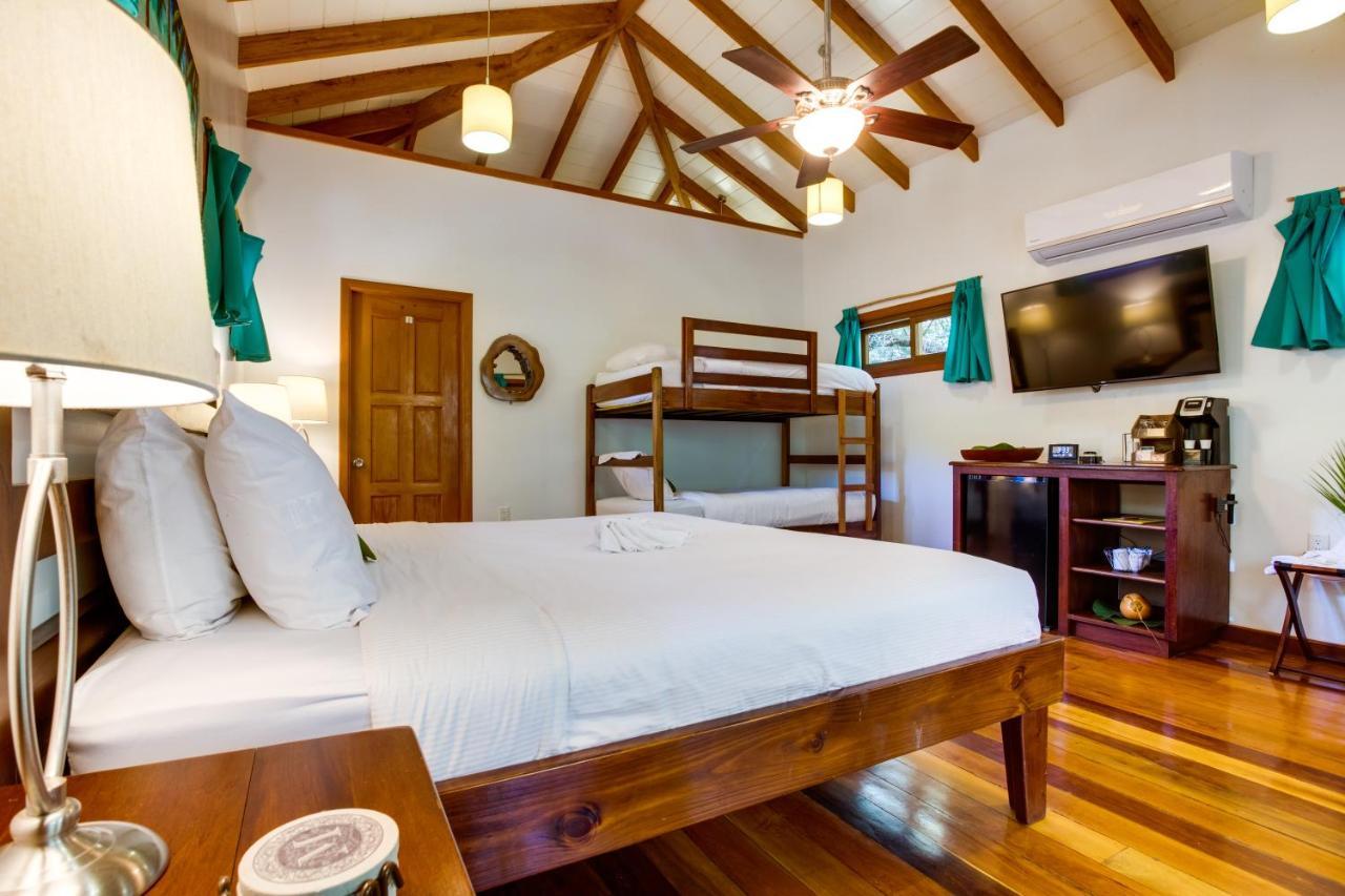 Mariposa Belize Beach Resort Placencia Dış mekan fotoğraf