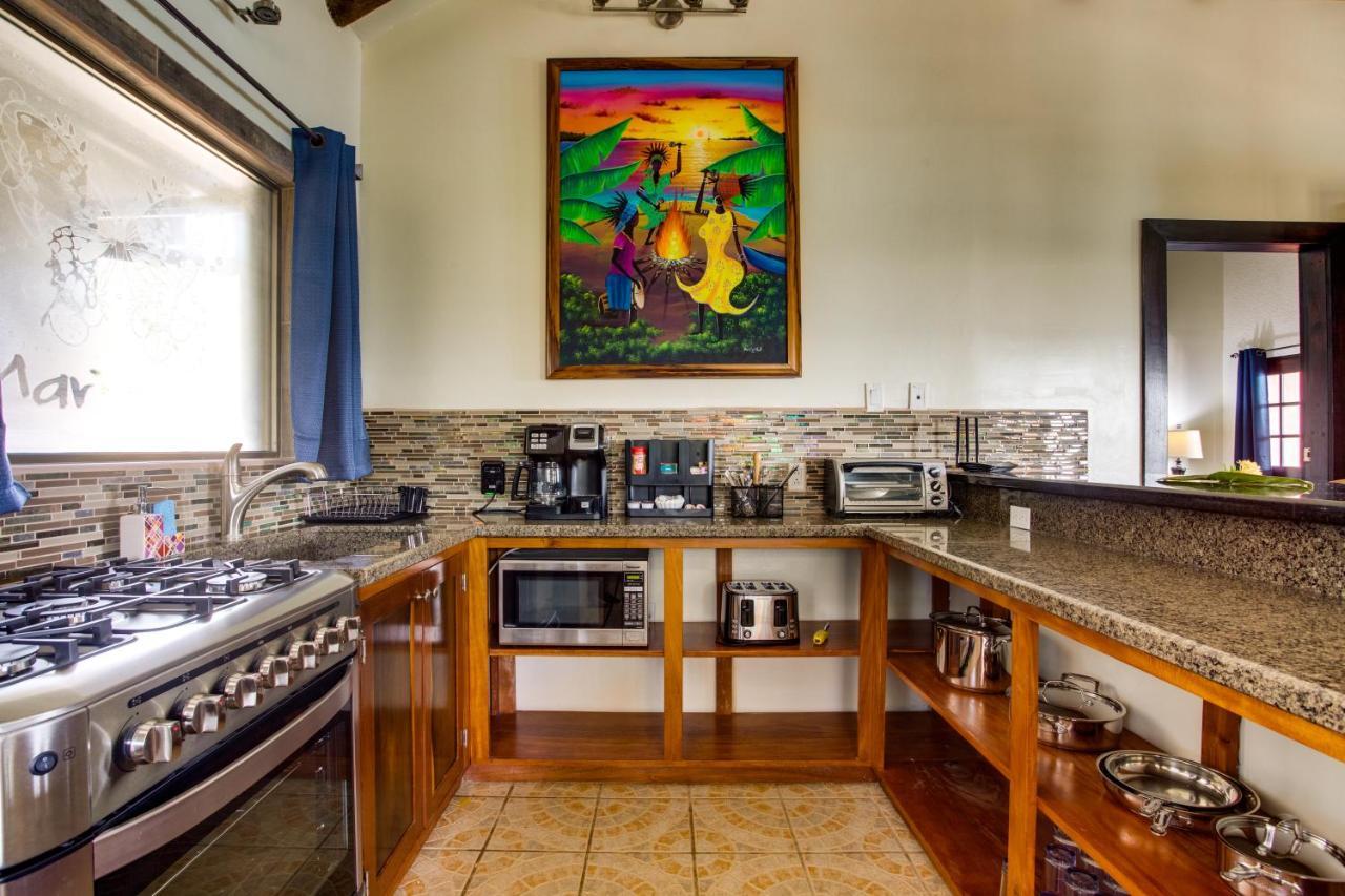Mariposa Belize Beach Resort Placencia Dış mekan fotoğraf